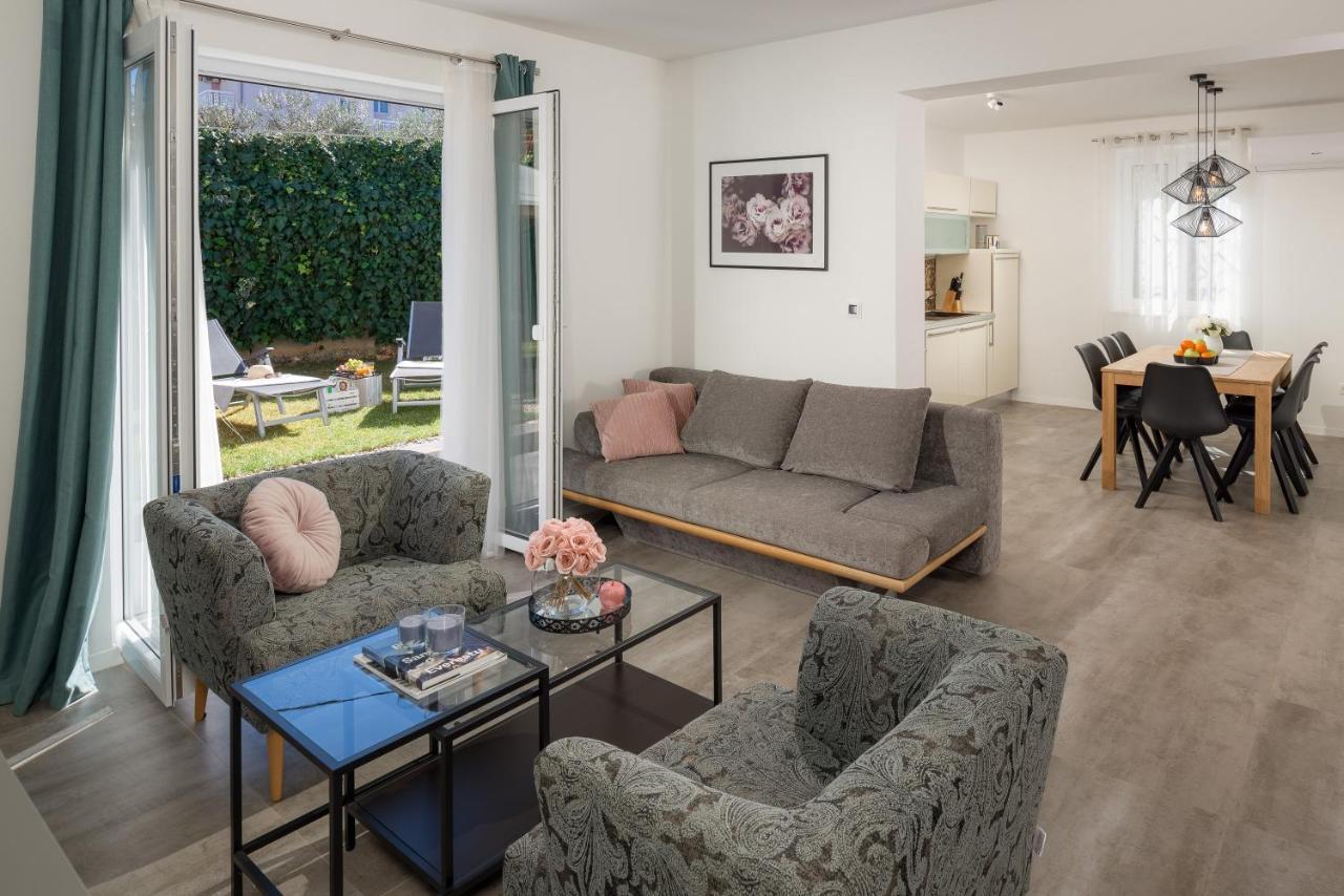 Villa Roko- The Spacious Luxury Trogir Buitenkant foto