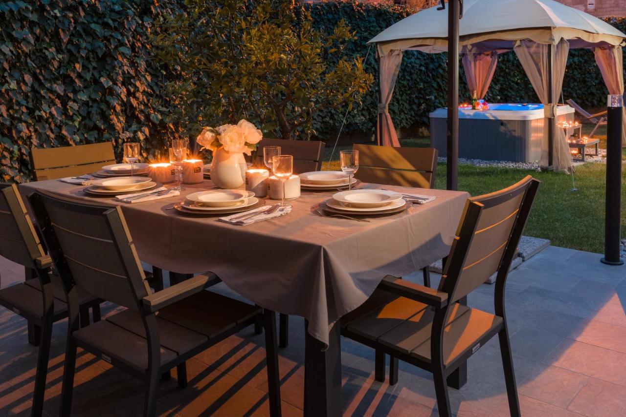 Villa Roko- The Spacious Luxury Trogir Buitenkant foto
