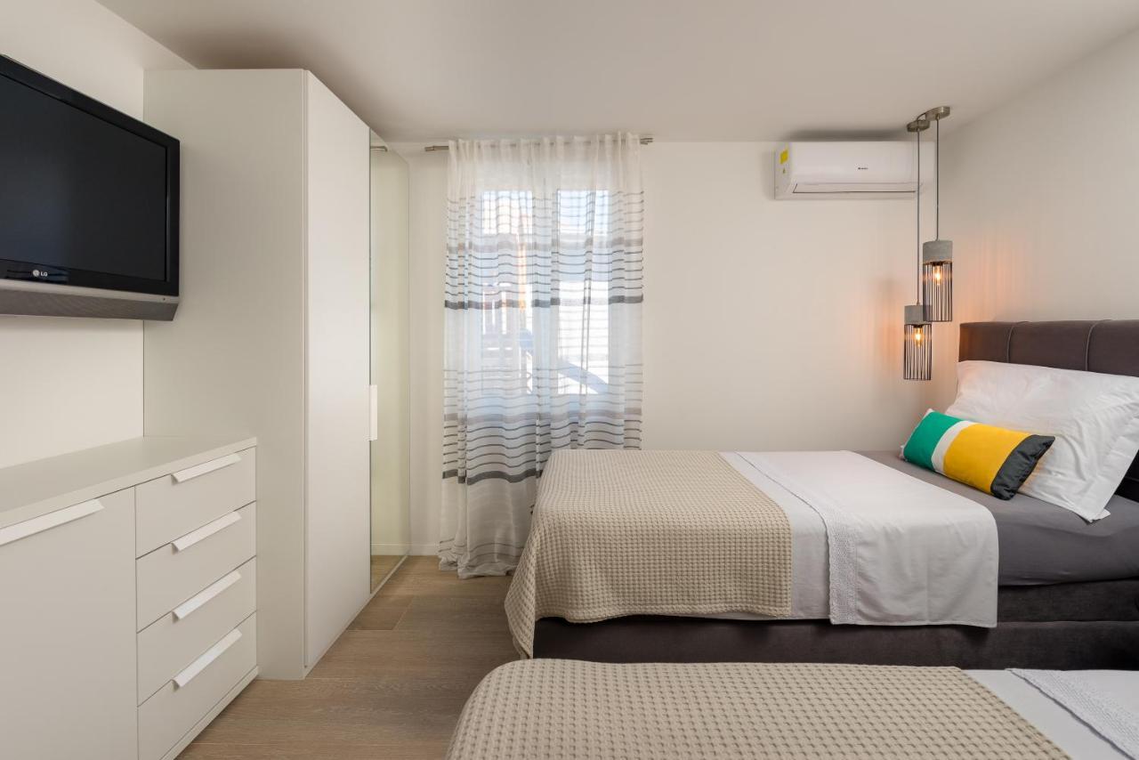 Villa Roko- The Spacious Luxury Trogir Buitenkant foto